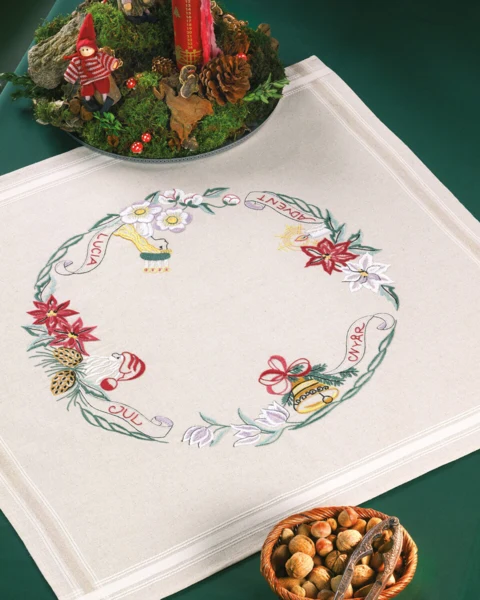Broderikit Advent 80 x 80 cm