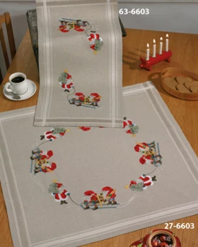 Broderikit Tre nisser 40x80 cm