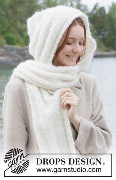 261-6 Robin's Bride Scarf by DROPS Design
