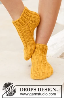 198-14 Sun Spun Socks by DROPS Design