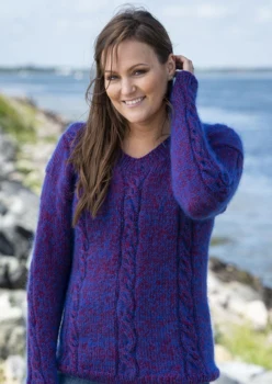 1762 Sweater med Snoninger