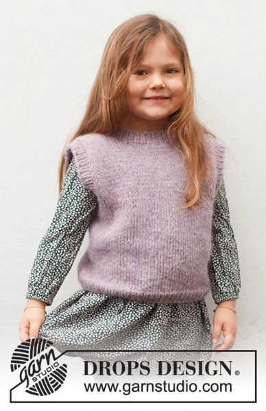 38-24 Lavender Smiles by DROPS Design