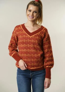 1831 Sweater med tern i vævestrik