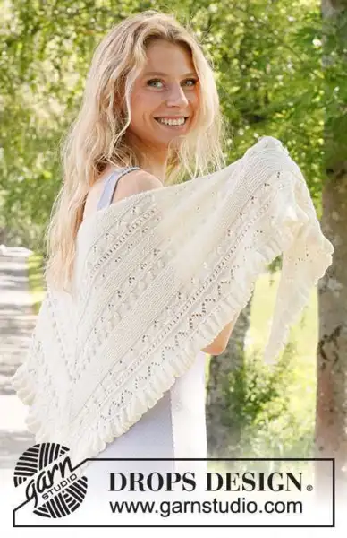 229-9 Ruffles Dream by DROPS Design