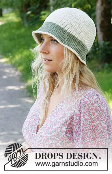 229-32 Little Paris Hat by DROPS Design