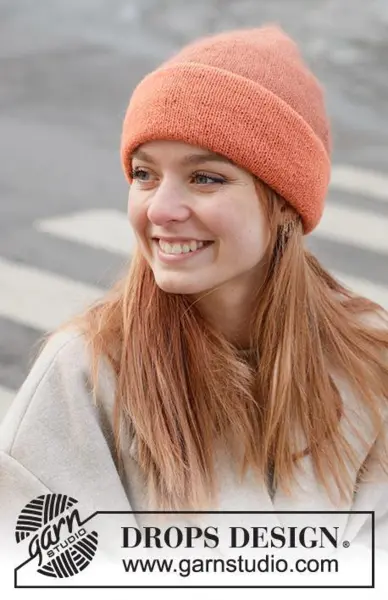 234-50 Mapel Hat by DROPS Design