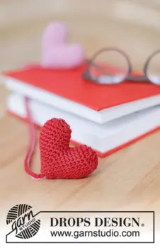 0-1592 Book Lovers by DROPS Design
