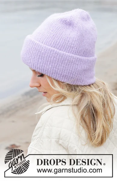 242-7 Edge of Twilight Hat by DROPS Design