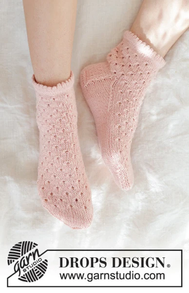 247-19 Pretty in Peach Socks by DROPS Design