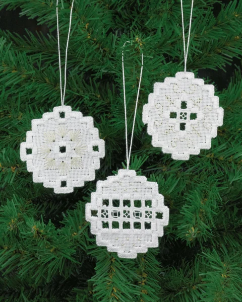 Broderikit Hardanger kugler x3 7 Ø cm
