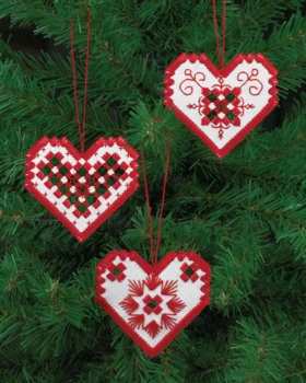 Broderikit Hardanger hjerte rød x3 7,5x8 cm