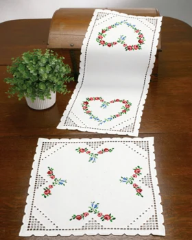 Broderikit Hardanger hjerte 40 x 40 cm