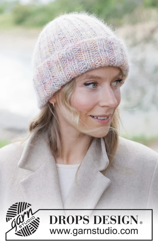 261-17 Rainbow Reach Hat by DROPS Design