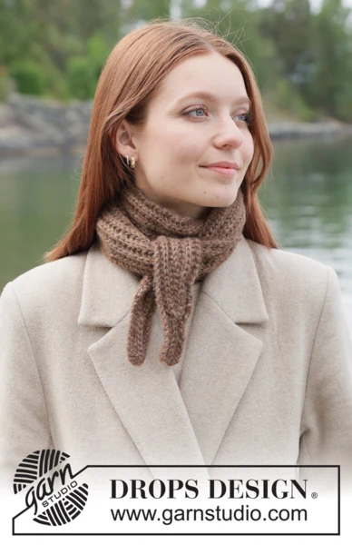 261-54 Walnut Whirl Shawl by DROPS Design