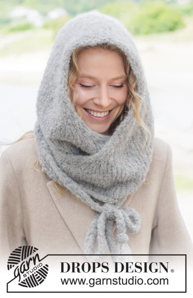 261-7 Soft Shelter Hood by DROPS Design