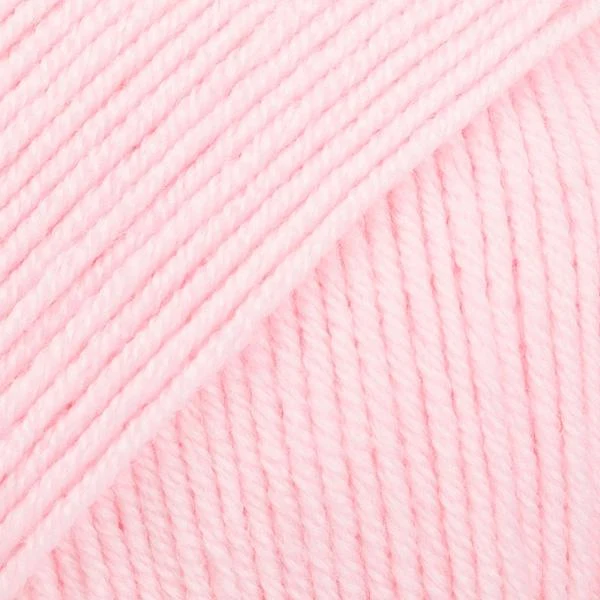 DROPS Baby Merino 05 Lys rosa (Uni Colour) - mørkere end billedet