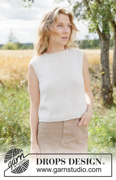 266-13 Countryside Walk Top by DROPS Design