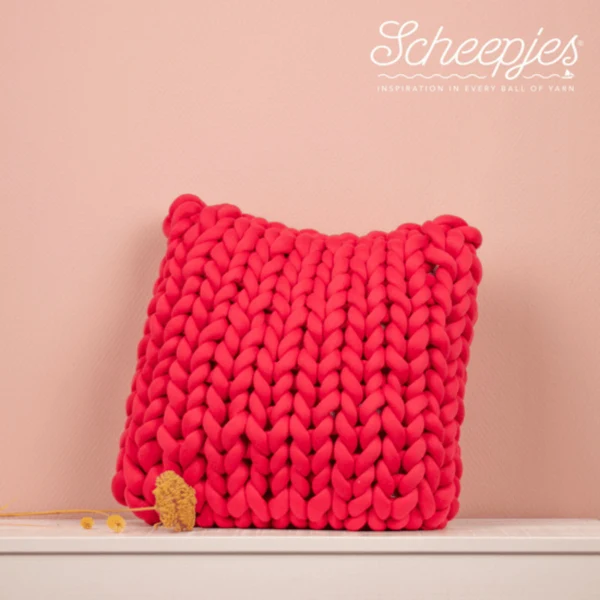 13738 Strikket Pudebetræk by Scheejpes Design