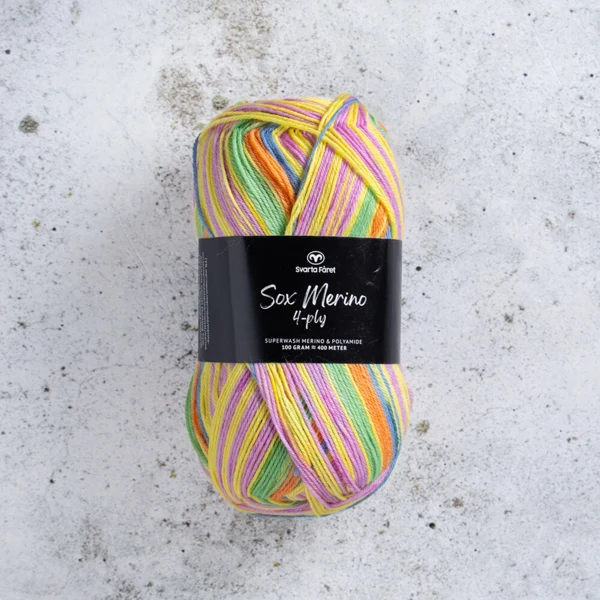Svarta Fåret Sox Merino 4 ply 18 Jellybean Row