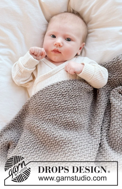 51-7 Dreamstone Blanket by DROPS Design