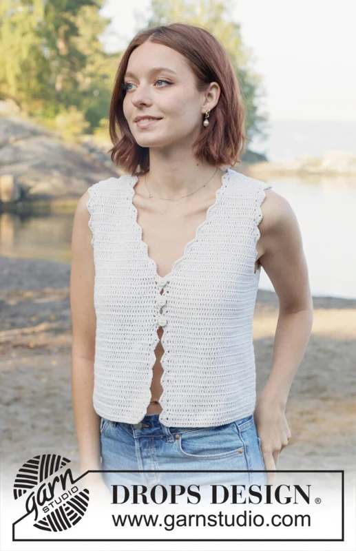 257-32 Scallop Bliss Vest by DROPS Design