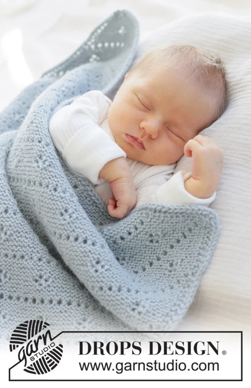 51-5 Misty Lace Blanket by DROPS Design