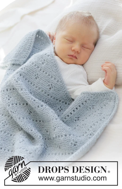 51-5 Misty Lace Blanket by DROPS Design