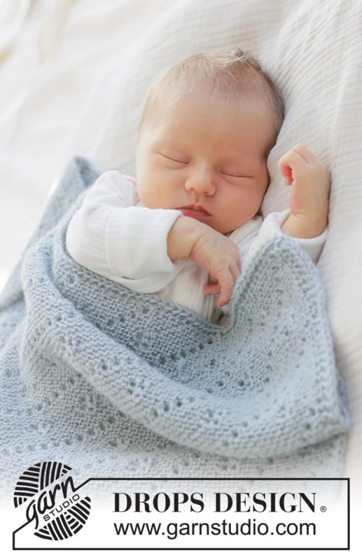 51-5 Misty Lace Blanket by DROPS Design