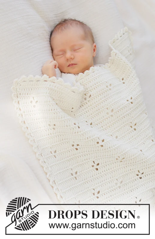 51-4 Feather Bloom Blanket by DROPS Design