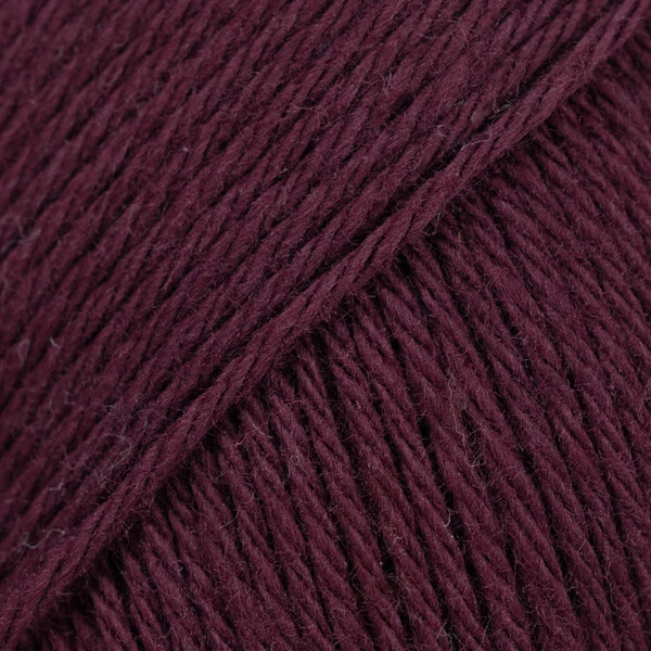 DROPS Magic 82 Mørk drue (Uni Colour)