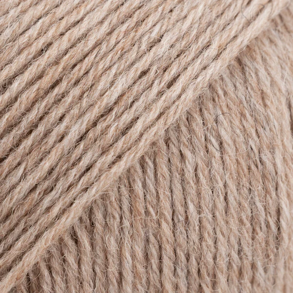 DROPS Fabel Uni Colour 127 Sand
