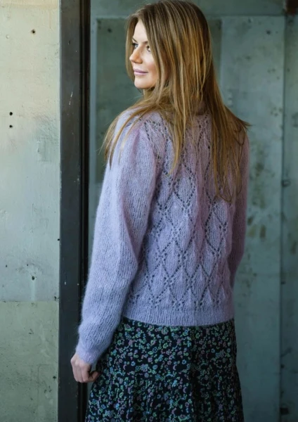 1784 Cardigan med hulmønster
