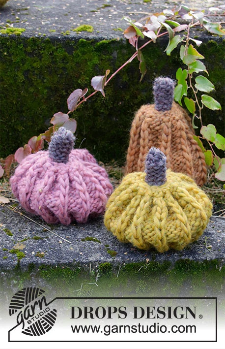 0-1500 Cinderella's Pumpkins by DROPS Design