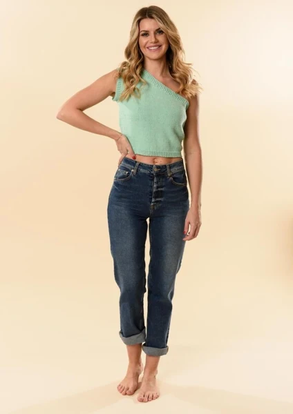 1836 Bluse med bar skulder