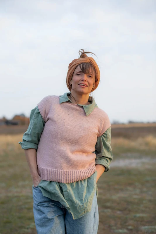 DG437-07 Tilde Vest