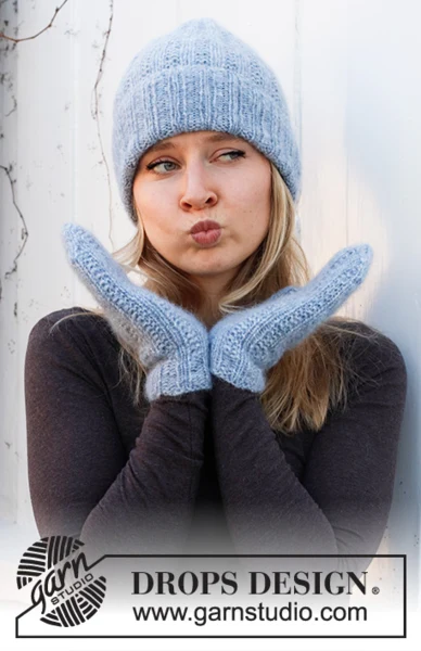 214-30 Winter Powder Set by DROPS Design