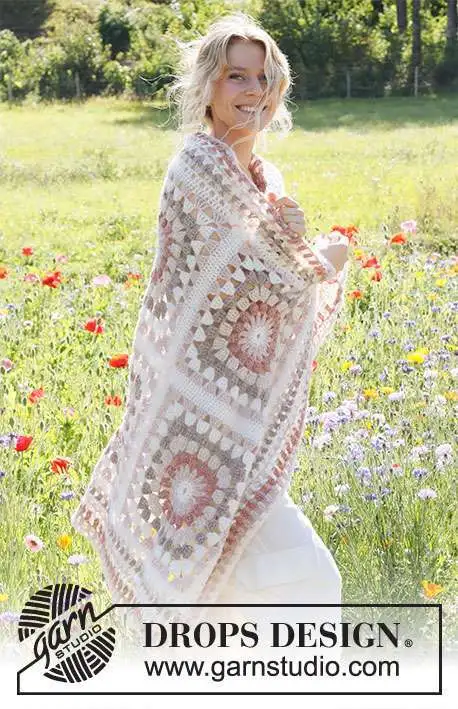229-5 Grandma’s Hugs by DROPS Design