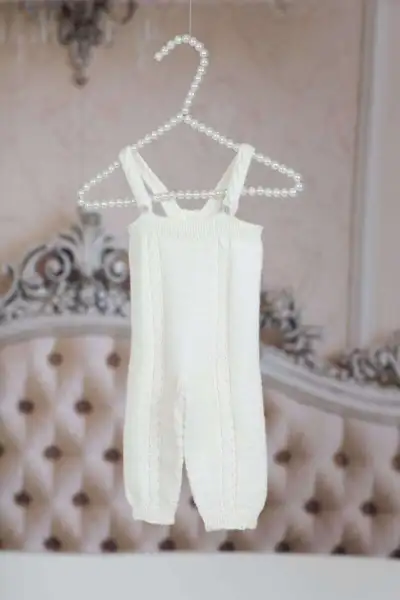 DG 293-02 MALIN HENTESETT