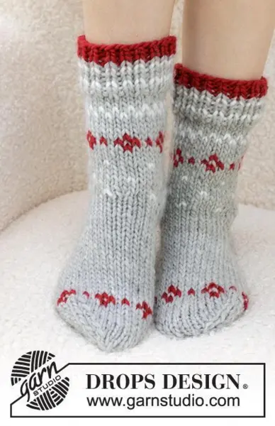 234-75 Christmas Sparkle Socks by DROPS Design