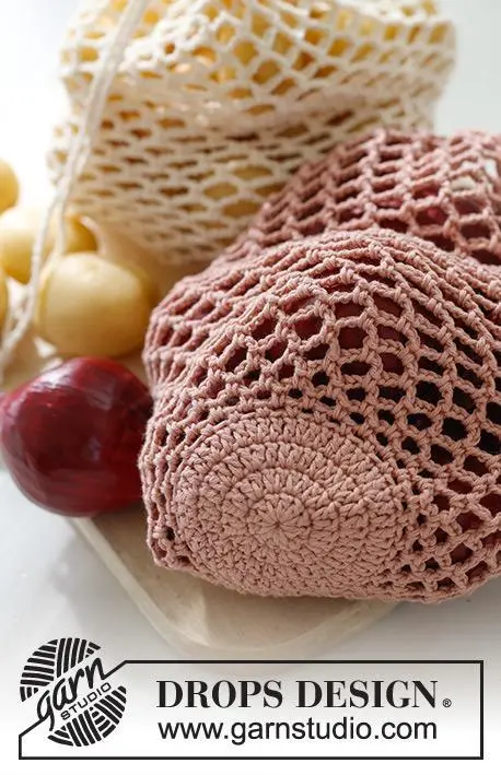 234-76 Seasonal Fruit by DROPS Design