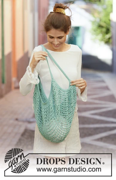 202-40 Hedera Tote by DROPS Design