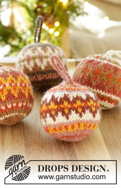 0-1607 Jolly Holly Days by DROPS Design
