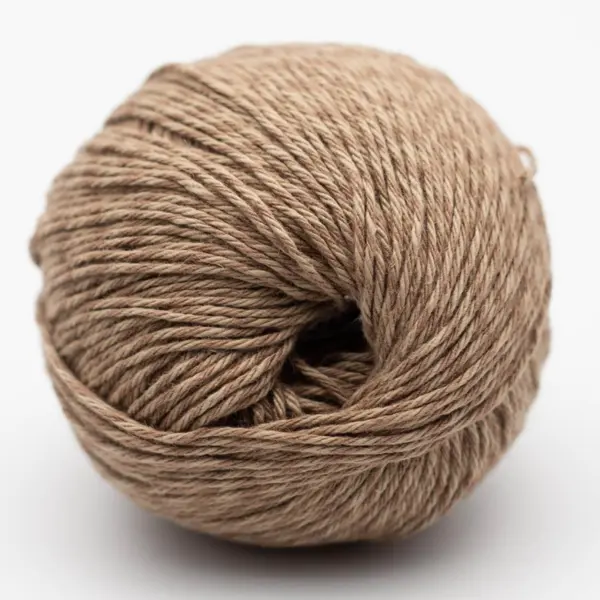 BC Garn Allino 02 Lys brun