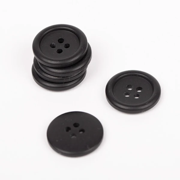 DROPS Matte Black, Knap, 18 mm (nr. 817)