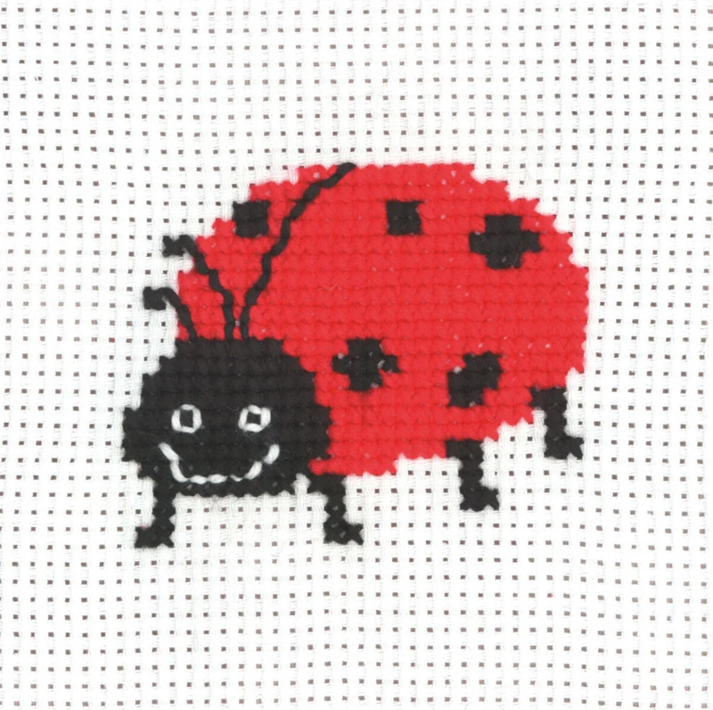 Broderikit MFK Mariehøne 8 x 8 cm