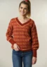 1831 Sweater med tern i vævestrik