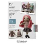 Go Handmade strikkekit Astrid Rødt hår/brun kjole/tylskørt
