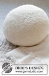 228-62 Snug Boucle Pillow by DROPS Design